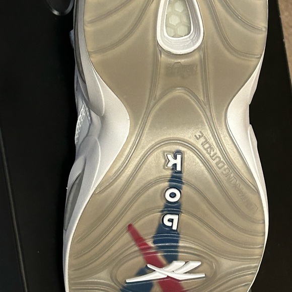 NWT/NIB Rbk Question mid - Picture 11 of 13